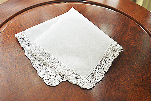 Classic Lace Handkerchiefs. Southern Stars Style. 13"